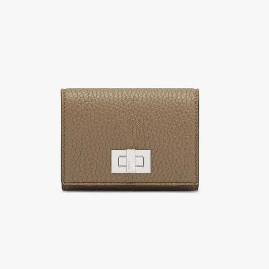Fendi BUSINESS CARD HOLDER Beige Leather Business Card Holder product photo – Pods & Beats